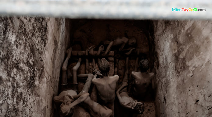 Nhà tù Côn Đảo Infographic | Hé lộ lịch sử và những con số BẤT NGỜ Những người tù tại chuồng cọp