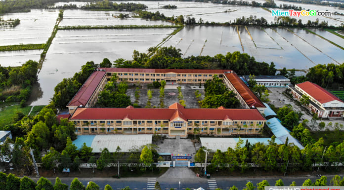 Trường THPT Long Mỹ | Hình ảnh Flycam Lộng Lẫy Từ Trên Cao Trường THPT Long Mỹ