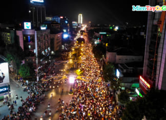 Cần Thơ đi bão mừng U22 Việt Nam vô địch Seagame 2019 Cần Thơ đi bão