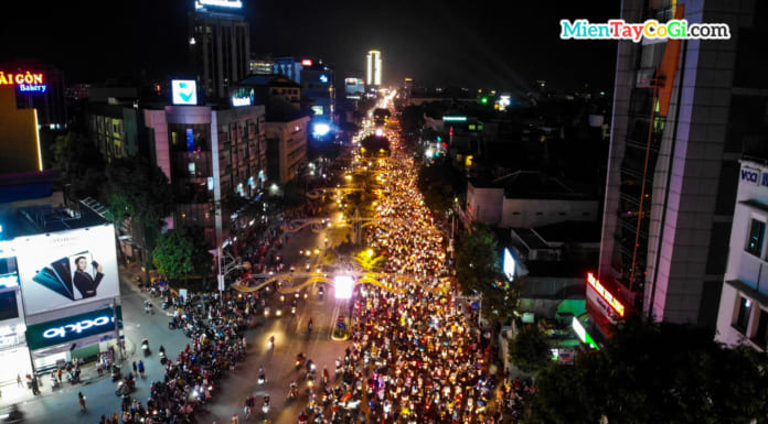 Cần Thơ đi bão mừng U22 Việt Nam vô địch Seagame 2019 Cần Thơ đi bão