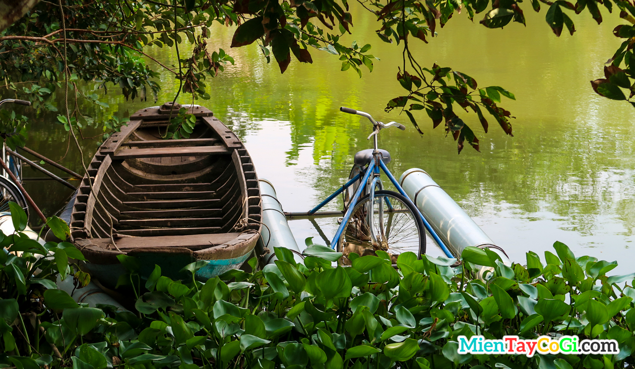 Game equipment in Tam Trong