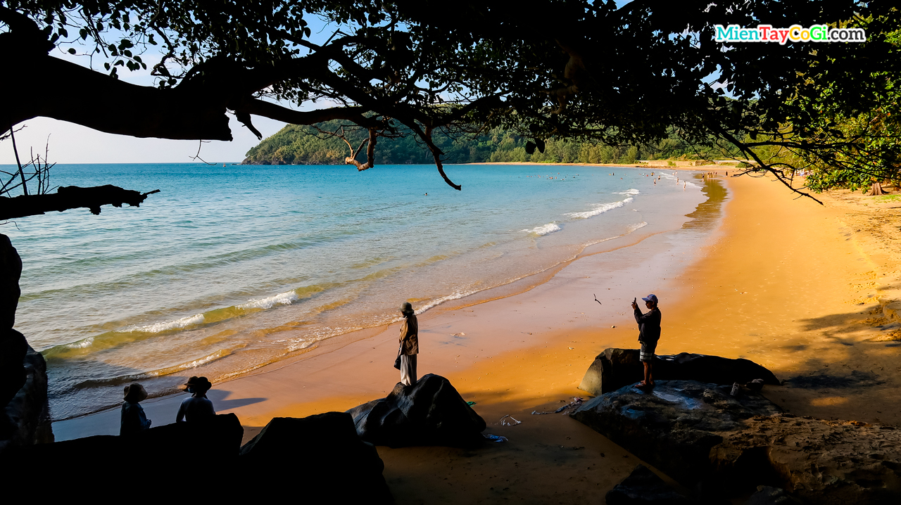 Con Dao Beach