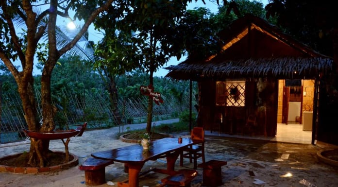 Farmer homestay Cần Thơ | Bảng giá 2020 | Đường đi | Review chi tiết Không gian trước nhà Farmer homestay Cần Thơ