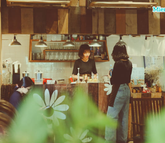 25 Quán Cafe Đẹp Ở Cần Thơ | Dành cho tín đồ sống ẢO và CHECK IN Quầy pha chế quán cà phê Cần Thơ Tiệm Trà Cỏ Ngọt