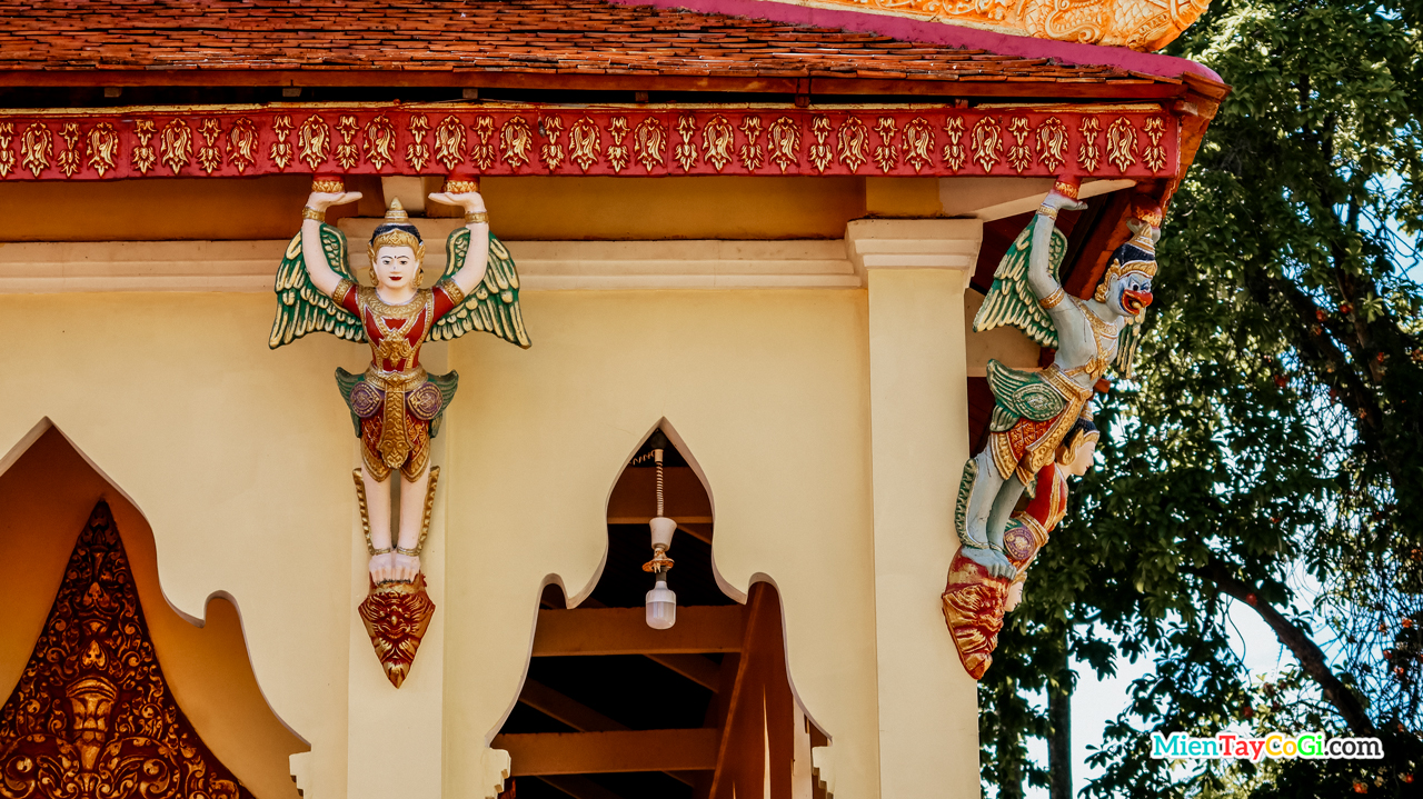 Tiên nữ Kennar trong kiến trúc chùa Ponthiramson Cần Thơ