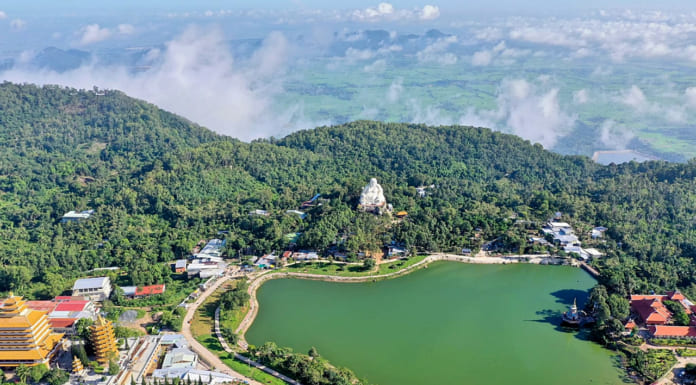 Núi Cấm An Giang | Kinh nghiệm du lịch chi tiết | Cách tự đi lên đỉnh núi Núi Cấm An Giang