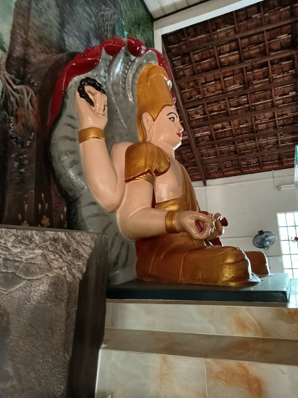 Tượng thần Hindu cổ ở chùa Nam Linh Sơn